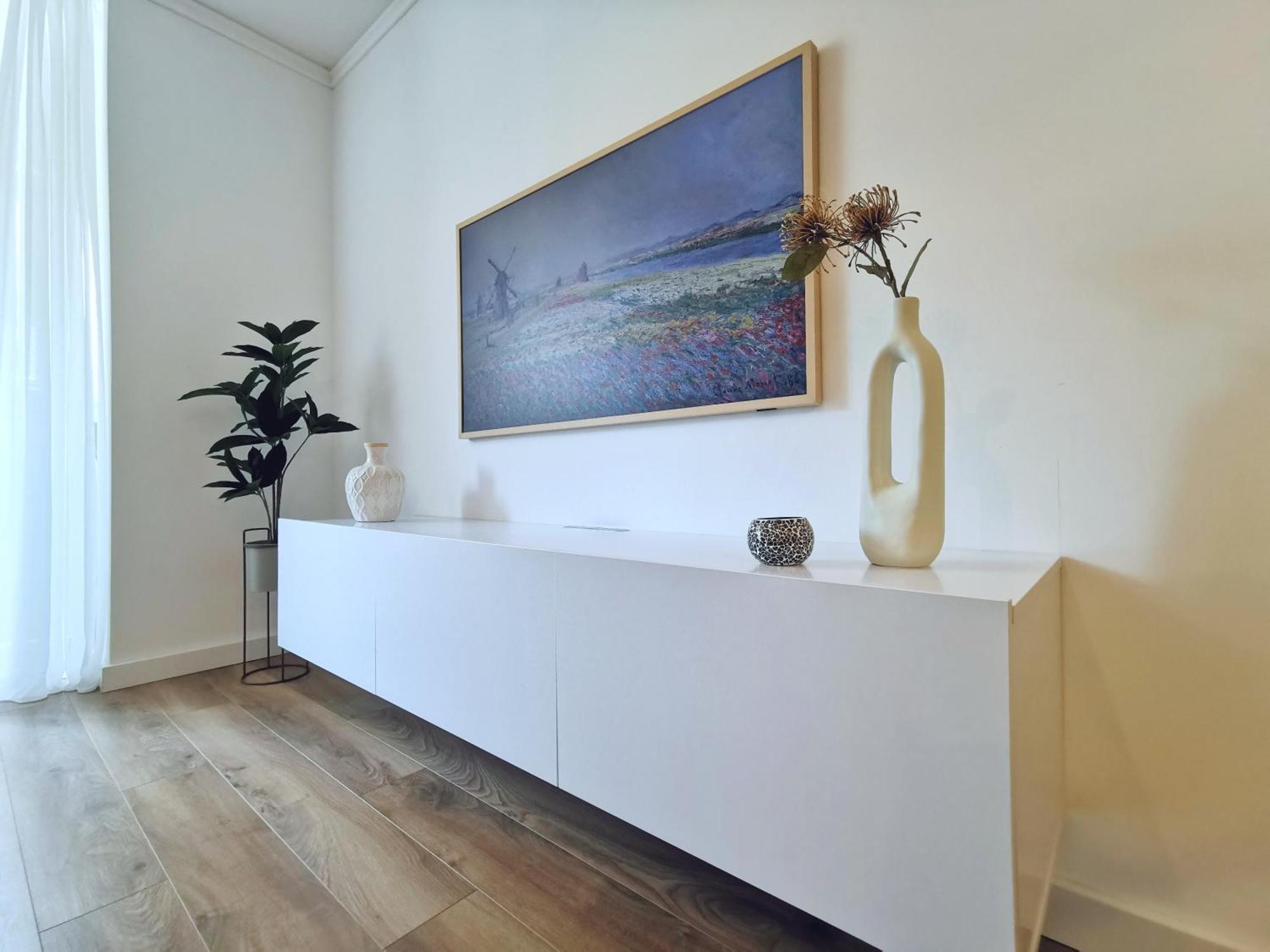 Sunlight Luxury Apartment